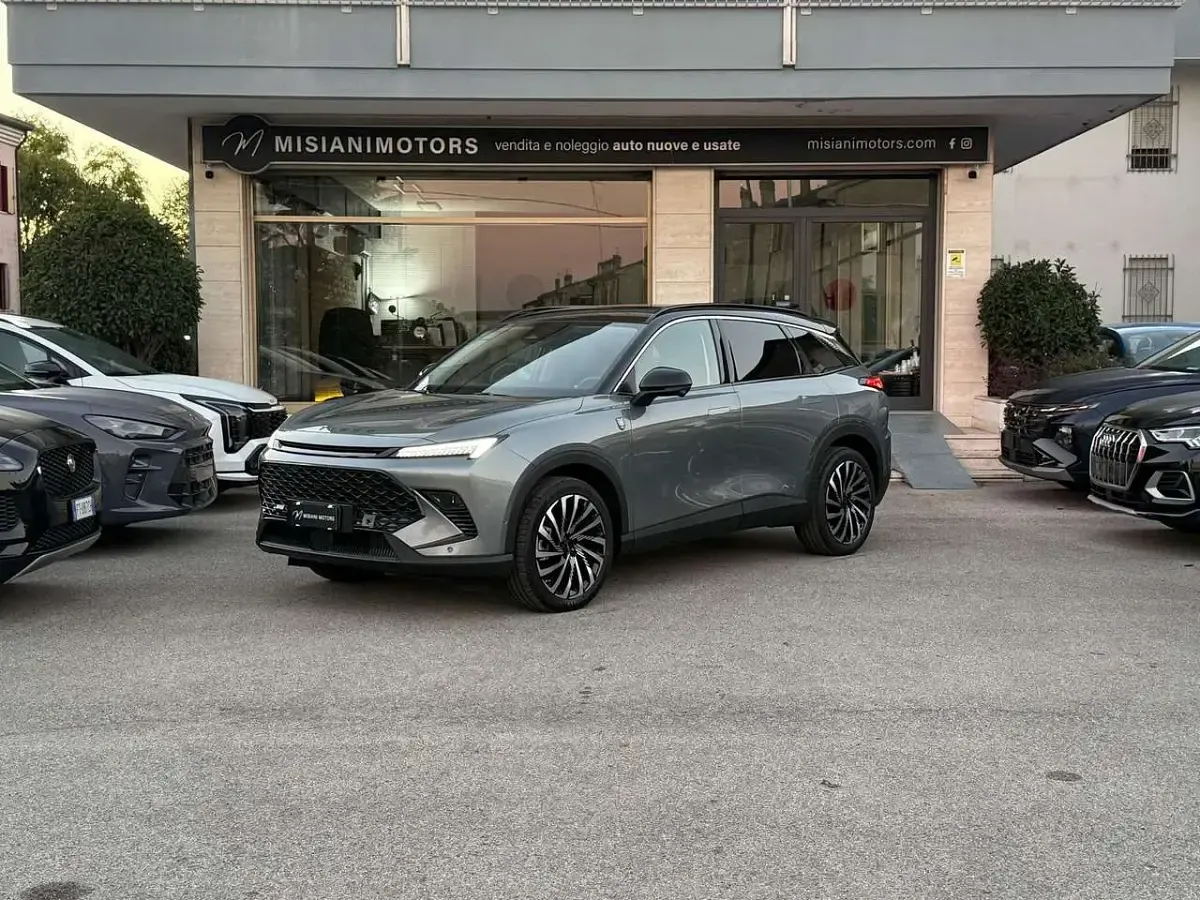 Nuova Tiger Six 167 CV (122 kW) 2026 Grigio SUV