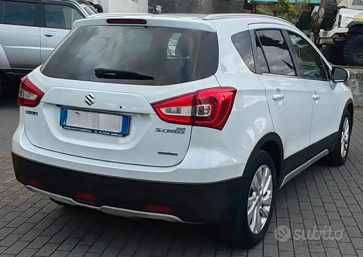 Usata Suzuki SX4 S-Cross 120 CV (88 kW) 2019 Bianco SUV