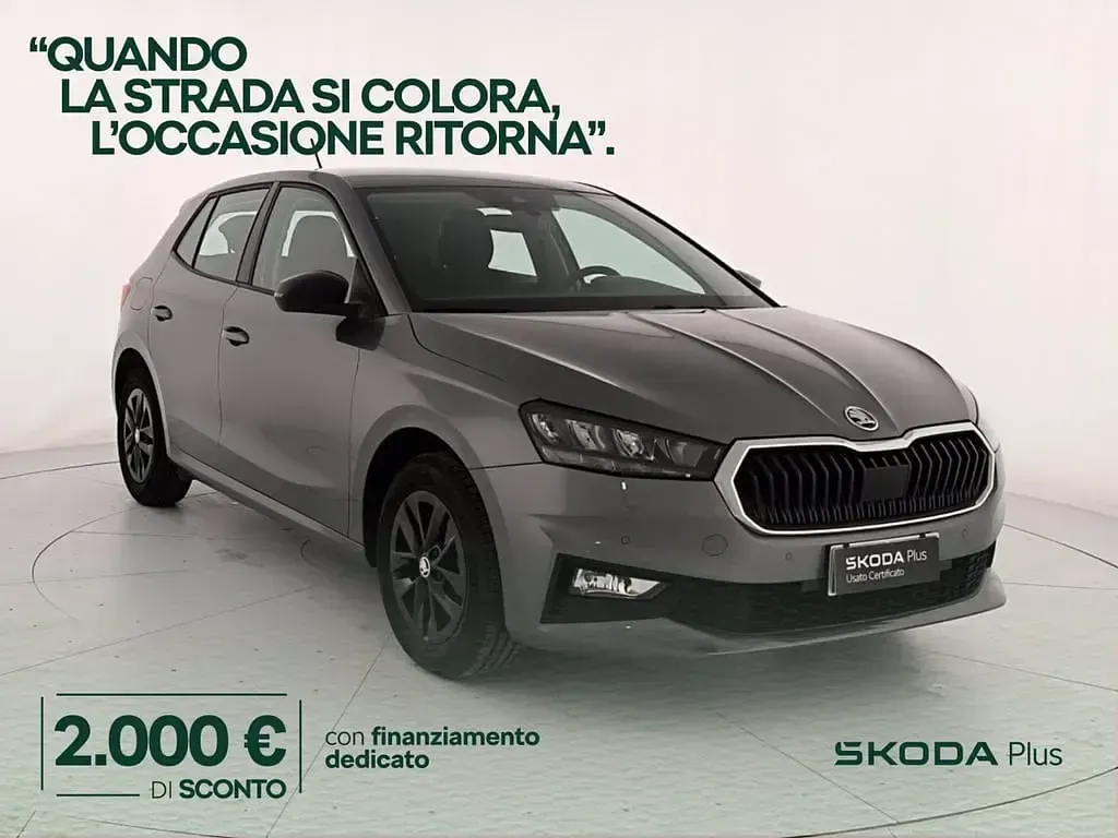 Usata Skoda Fabia 80 CV (58 kW) 2024 Grigio graphite metallizzato Utilitaria