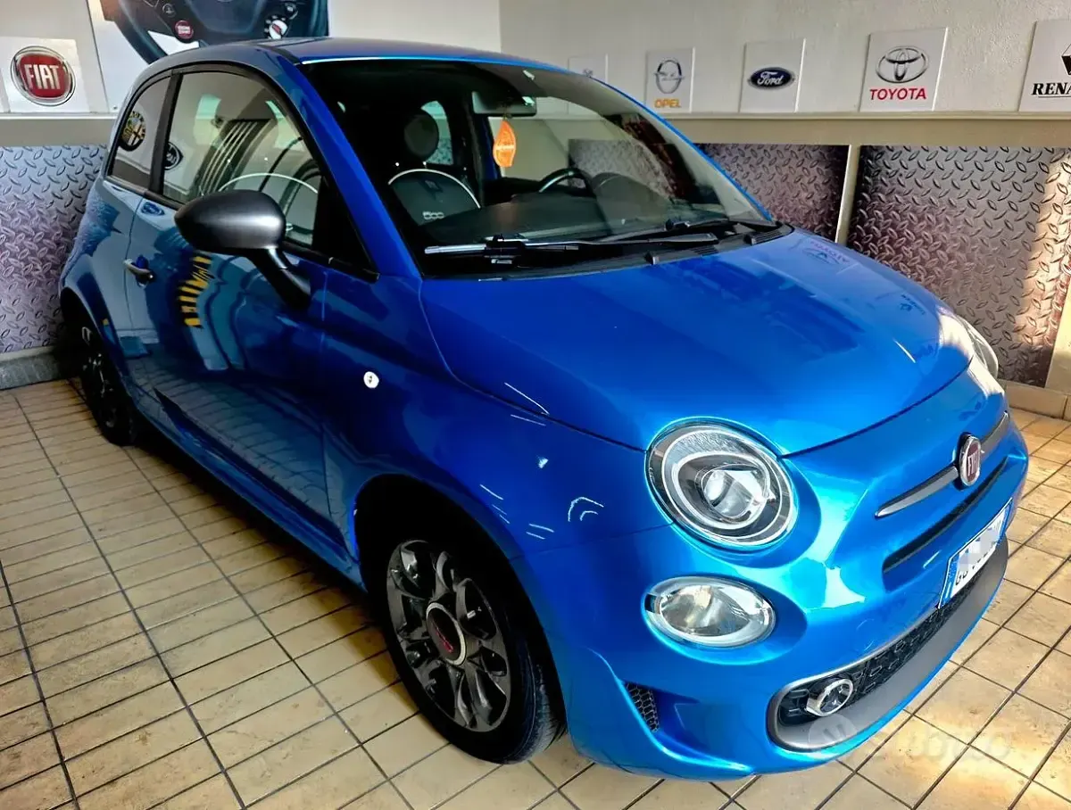 Usata Fiat 500 Sport 69 CV (50 kW) 2019 Bluazzurro Berlina