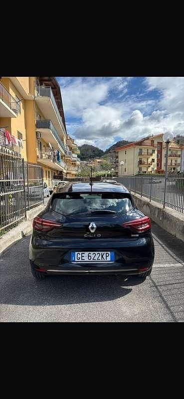 Usata Renault Clio V 83 CV (61 kW) 2021 Nero Berlina