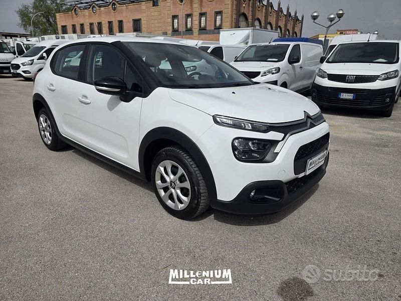 Usata Citroën C3 Live 102 CV (75 kW) 2022 Grigio Utilitaria
