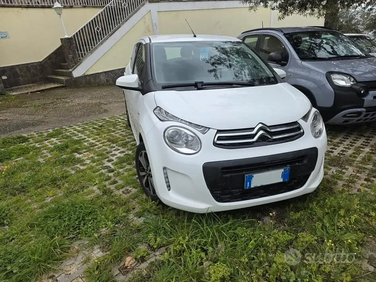 Usata Citroën C1 Live 72 CV (52 kW) 2021 Bianco Utilitaria