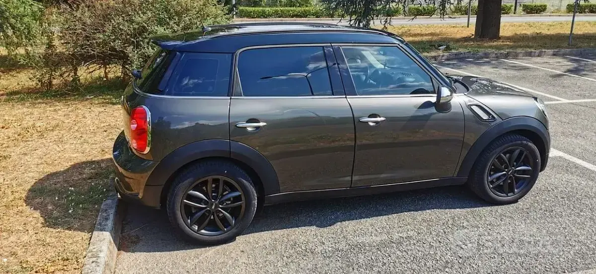 Usata Mini Cooper SD Countryman 143 CV (105 kW) 2011 Grigio SUV