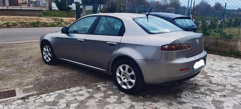 Usata Alfa Romeo 159 Exclusive 150 CV (110 kW) 2008 Grigio Berlina