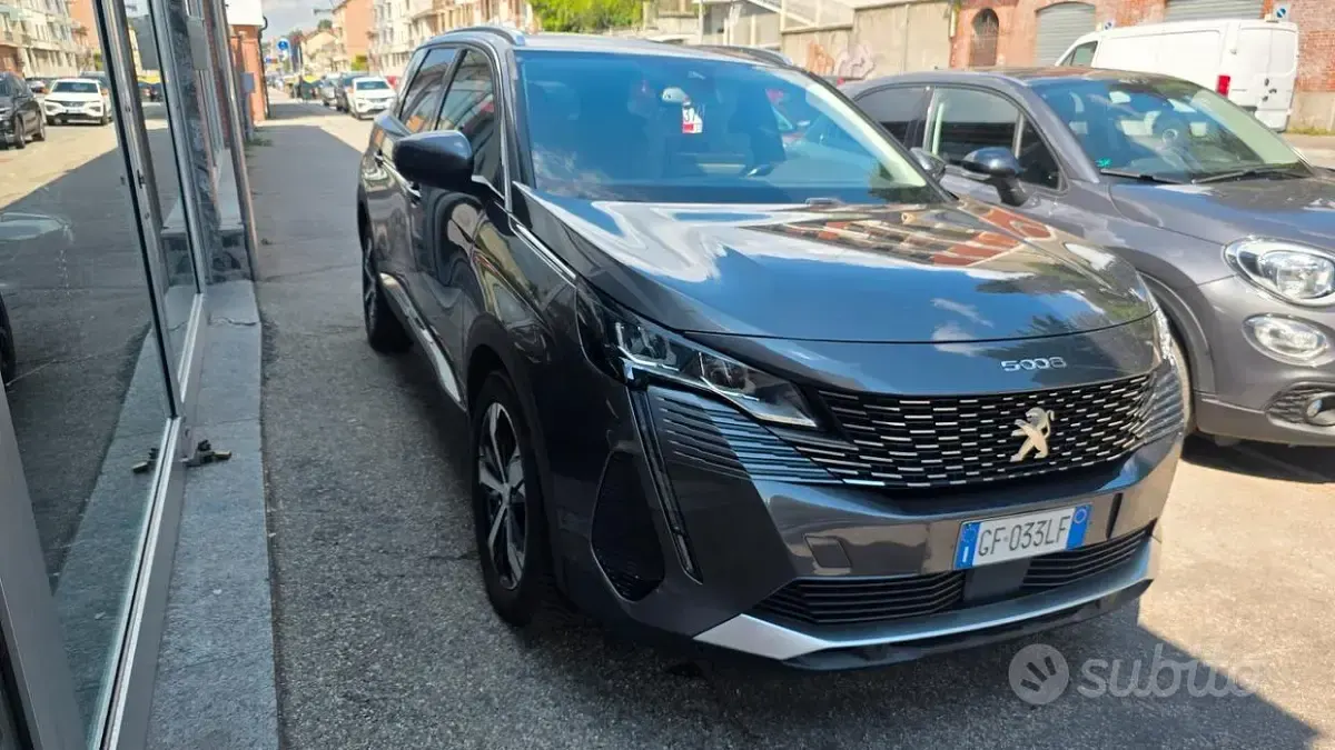 Usata Peugeot 5008 Active 131 CV (96 kW) 2021 Grigio SUV