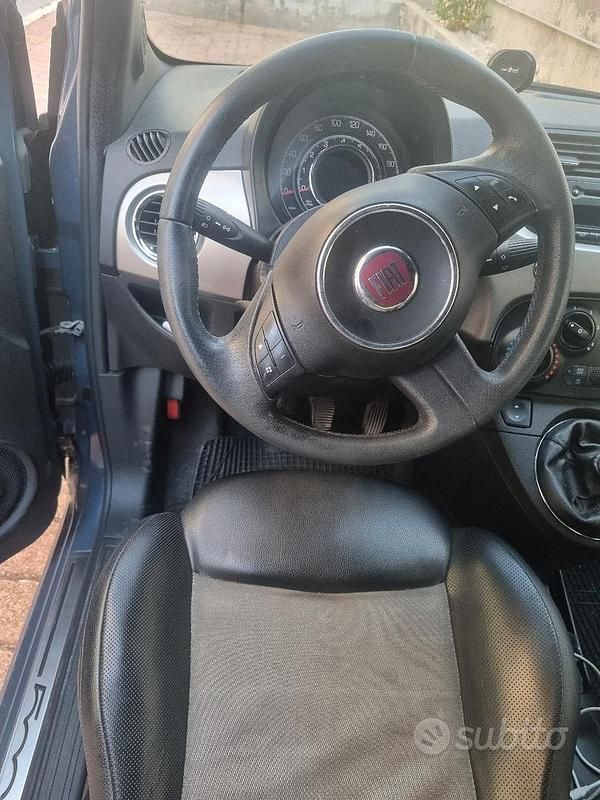 Usata Fiat 500 85 CV (62 kW) 2011 Blu Utilitaria