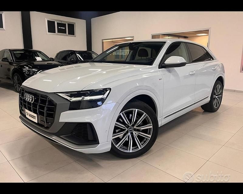 Usata Audi Q8 Sport 286 CV (210 kW) 2021 Bianco SUV