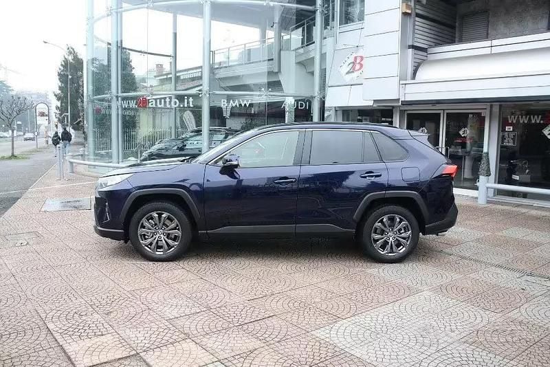 Usata Toyota RAV4 Hybrid 222 CV (163 kW) 2022 Blu SUV