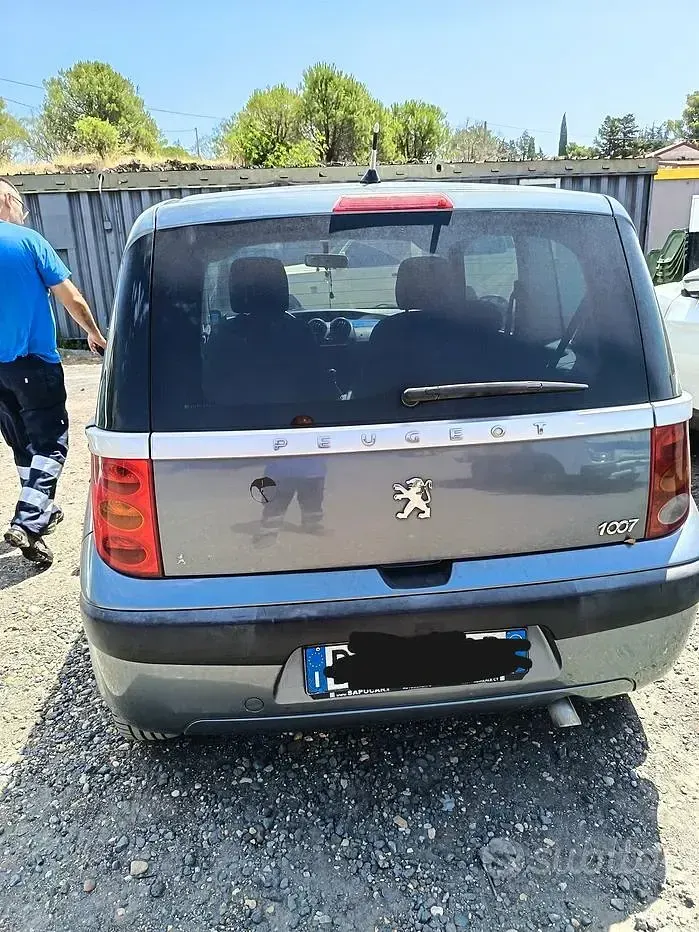 Usata Peugeot 1007 68 CV (50 kW) 2008 Grigio Monovolume