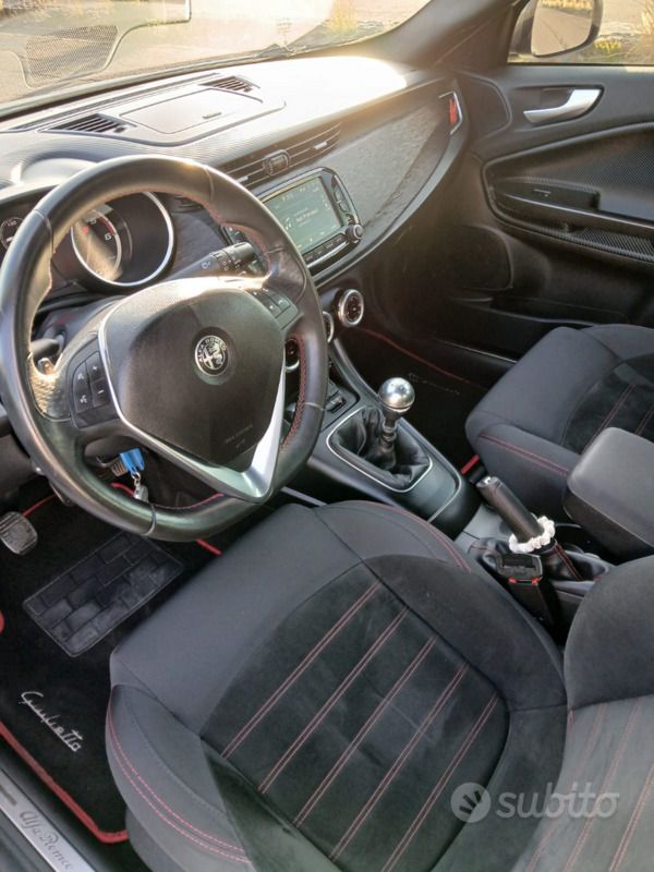 Usata Alfa Romeo Giulietta 105 CV (77 kW) 2016 Bianco Utilitaria