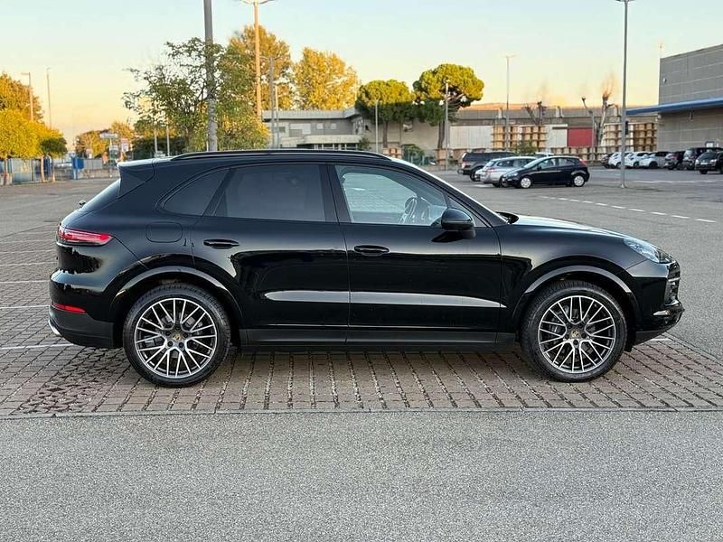 Usata Porsche Cayenne 340 CV (250 kW) 2019 Nero SUV