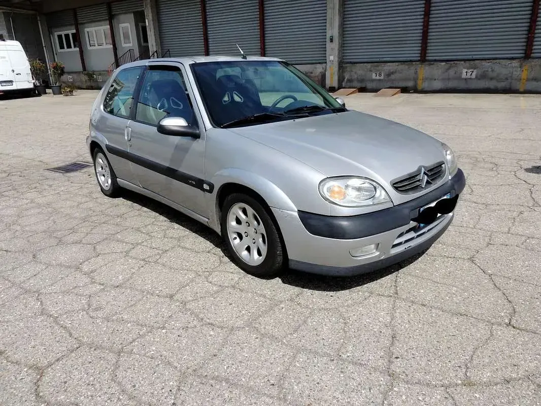 Usata Citroën Saxo 88 CV (64 kW) 2000 Grigio Utilitaria