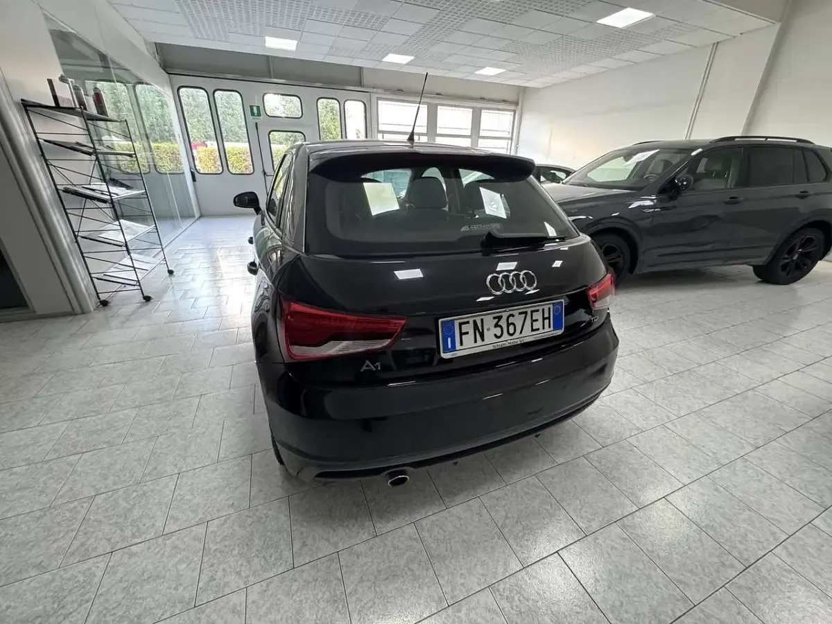 Usata Audi A1 Sportback S-Line 90 CV (66 kW) 2018 Nero Utilitaria