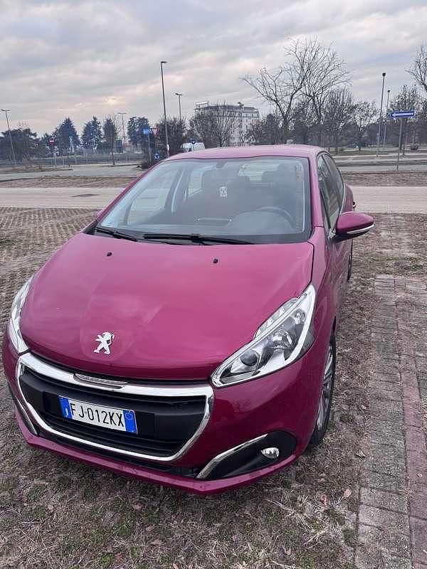 Usata Peugeot 208 Access 82 CV (60 kW) 2017 Utilitaria