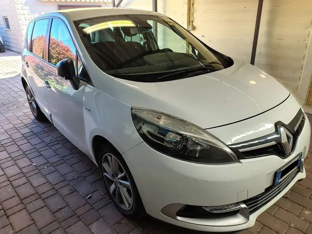 Usata Renault Scenic E-Tech Dynamique 110 CV (80 kW) 2010 Monovolume