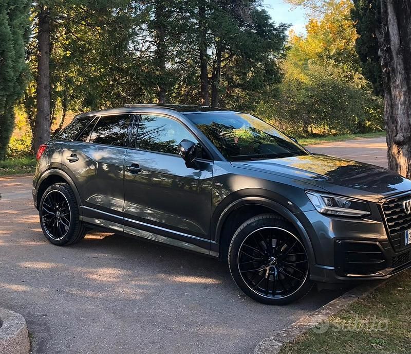 Usata Audi Q2 S-Line 150 CV (110 kW) 2020 Grigio SUV