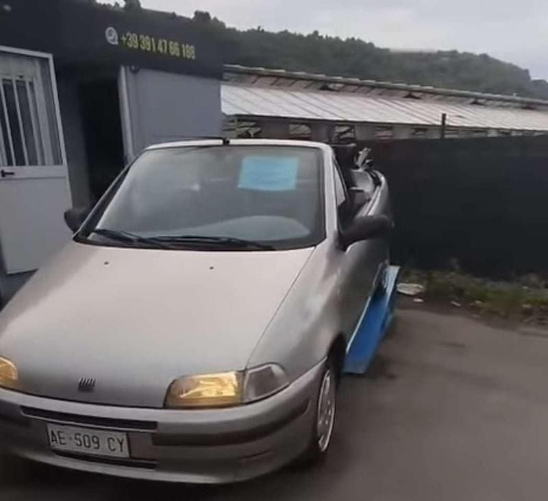 Usata Fiat Punto Cabriolet S 58 CV (42 kW) 1995 Other Cabrio