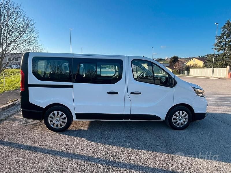 Usata Nissan Primastar 150 CV (110 kW) 2022 Monovolume