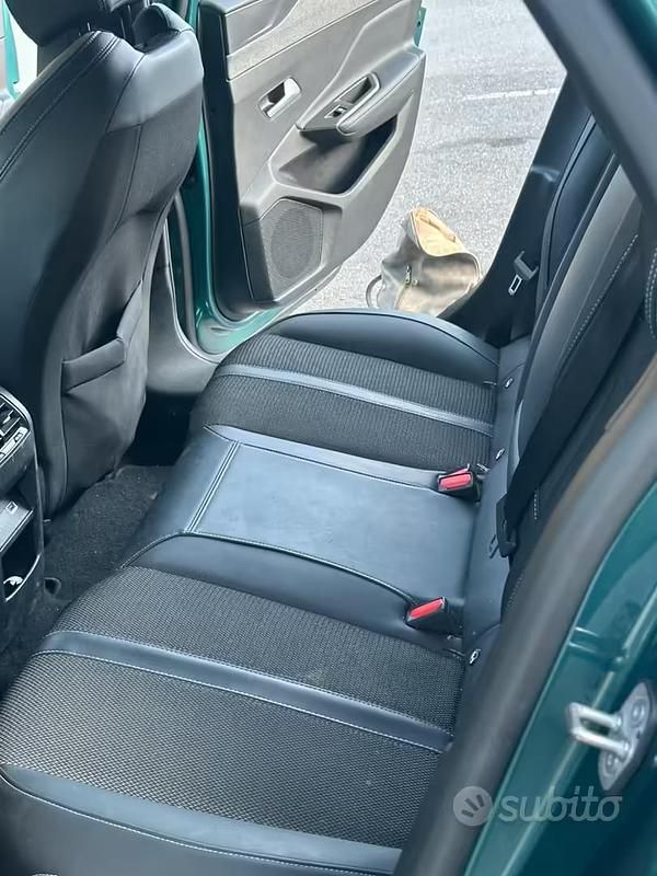 Usata Peugeot 308 Allure 2025 Verde Station wagon