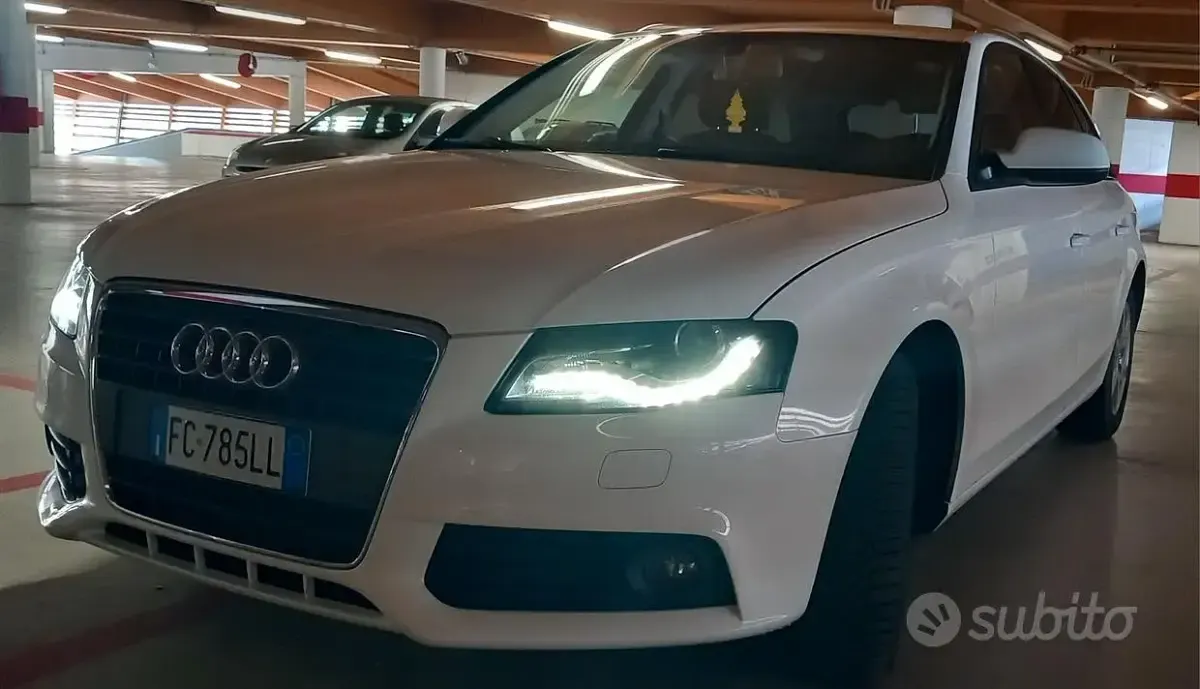Usata Audi A4 143 CV (105 kW) 2011 Bianco Station wagon