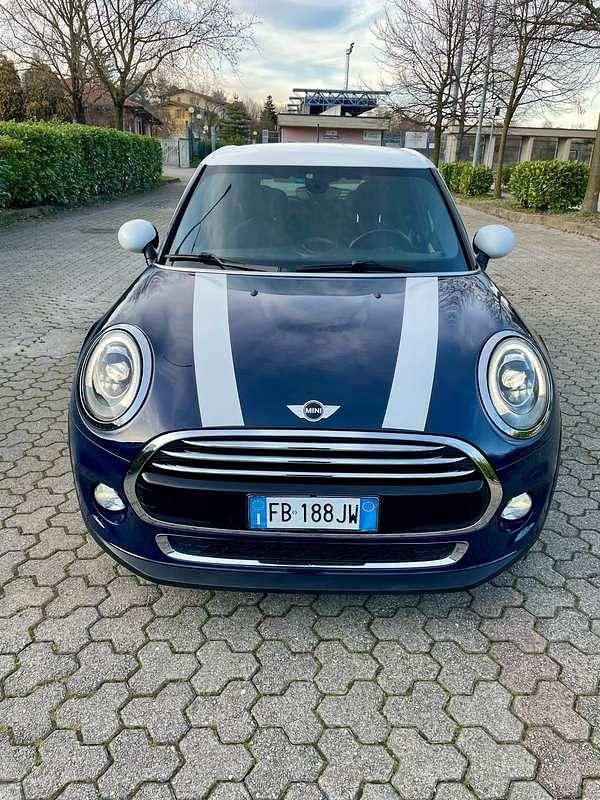 Usata Mini Cooper D Chili 116 CV (85 kW) 2016 Utilitaria