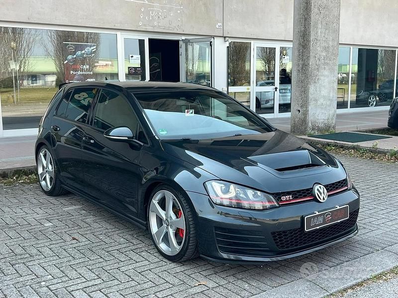 Usata VW Golf VII GTI 230 CV (169 kW) 2014 Grigio Berlina