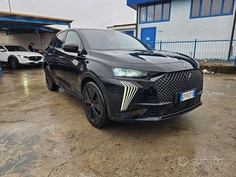 Usata DS Automobiles DS7 Crossback Performance 131 CV (96 kW) 2023 Nero perla metallizzato SUV