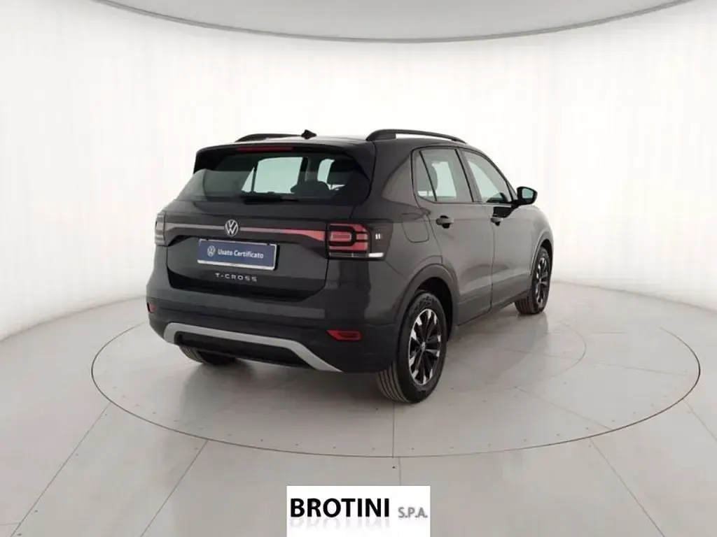 Usata VW T-Cross Style 110 CV (80 kW) 2020 Grigio metallizzato SUV