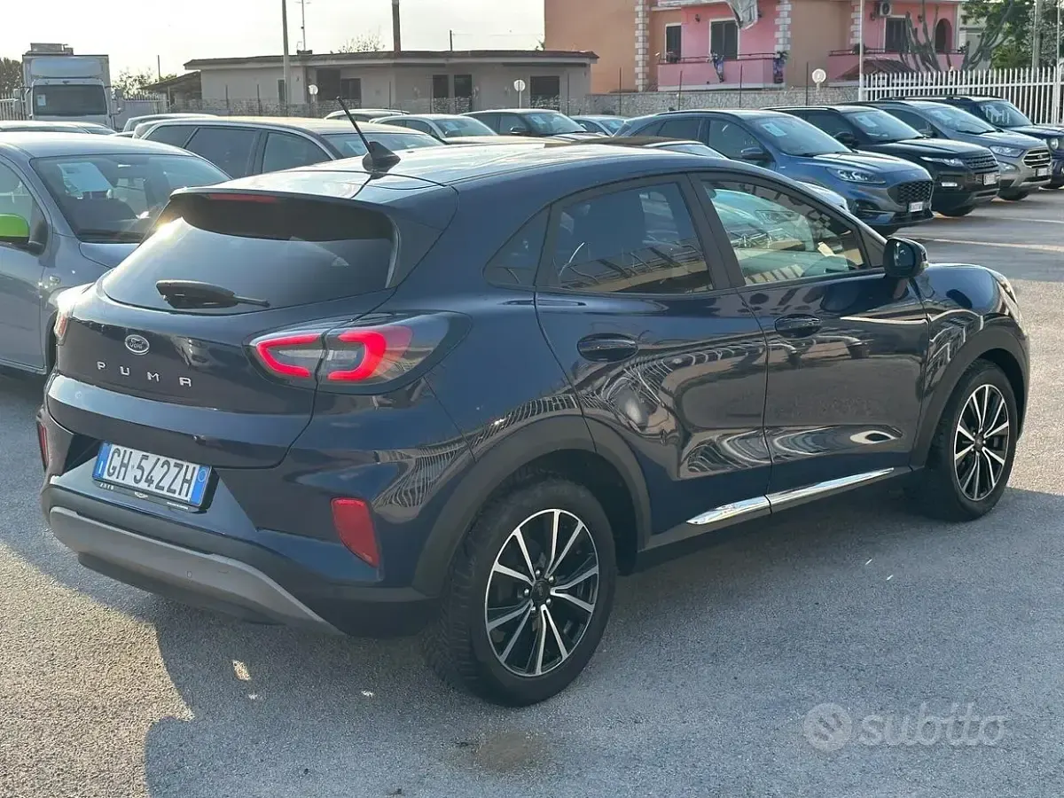 Usata Ford Puma Titanium 120 CV (88 kW) 2022 Blu SUV