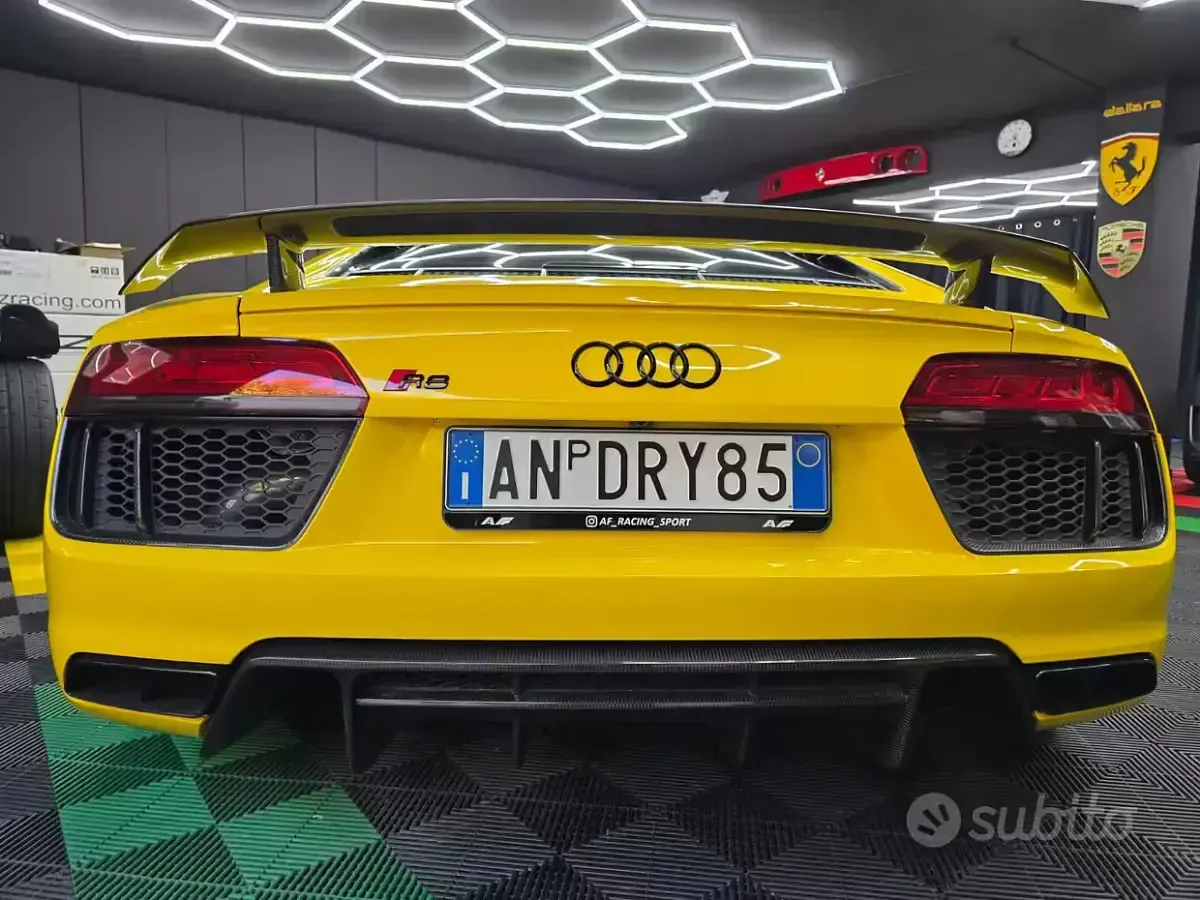 Usata Audi R8 Coupé Performance 610 CV (448 kW) 2016 Giallo Coupé