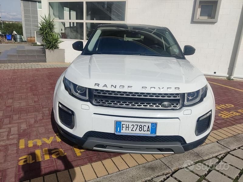 Bianco Usata 2017 Land Rover Range Rover evoque SUV | 16.900 € - Immagine 1/4