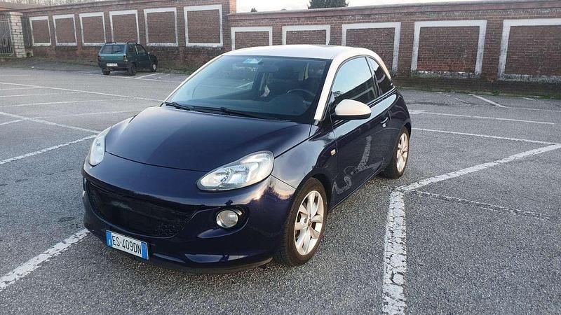 Usata 2013 Opel Adam Due volumi | 5200 € (Buon prezzo) - Immagine 1/4