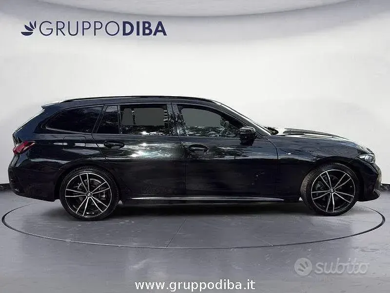 Usata BMW 320 Efficient Dynamics 190 CV (139 kW) 2023 Nero Station wagon