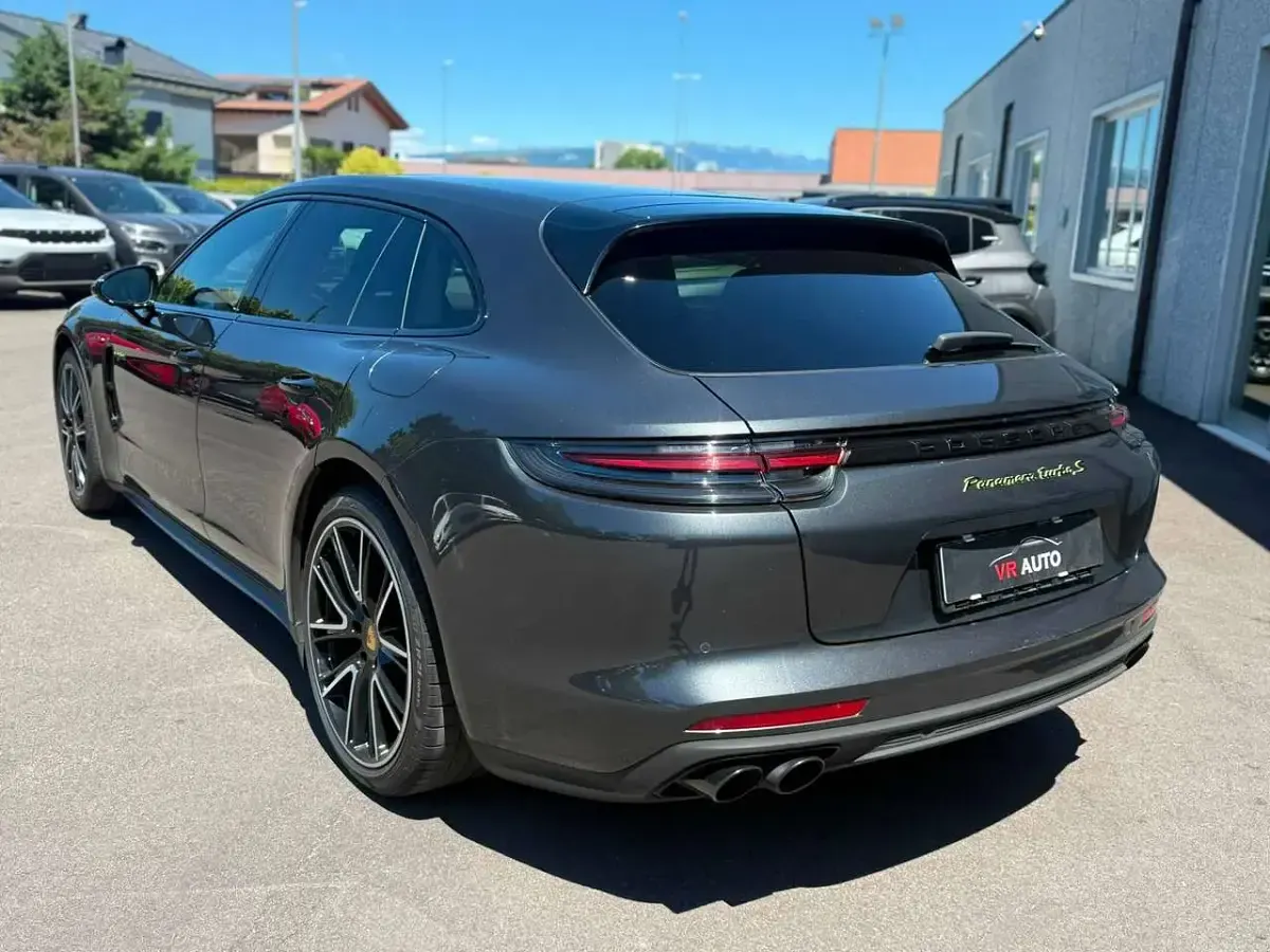 Usata Porsche Panamera Turbo S E-Hybrid Sport Turismo Sport Turismo 680 CV (500 kW) 2018 Grigio Station wagon