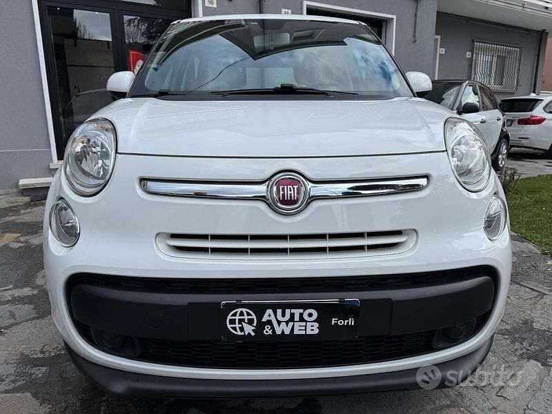 Usata Fiat 500L Lounge 105 CV (77 kW) 2015 Bianco Monovolume