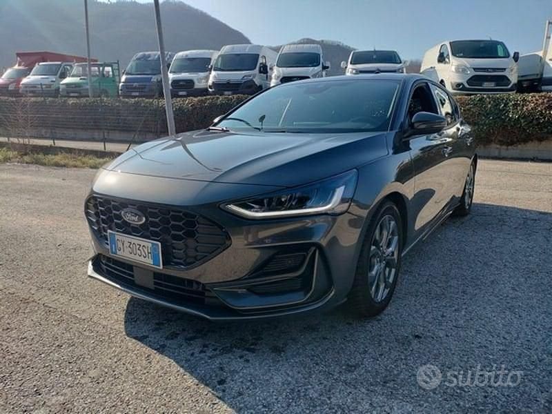 Usata Ford Focus ST-Line 125 CV (91 kW) 2025 Grigio Berlina