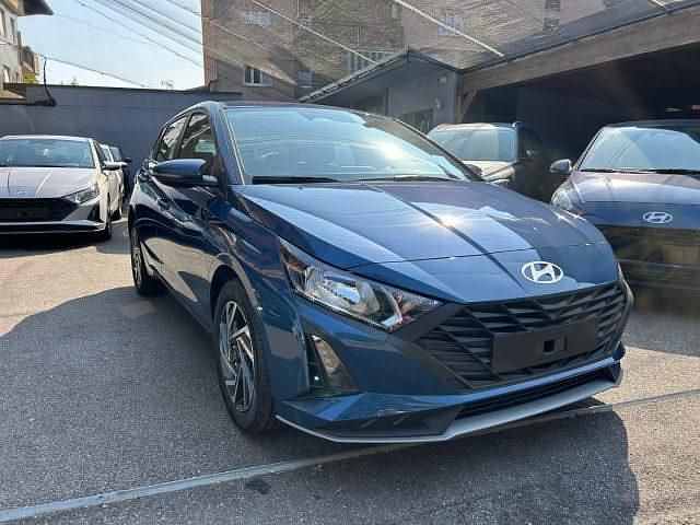 Blu Nuova 2025 Hyundai i20 Tre volumi | 16.890 € (Ottimo prezzo) - Immagine 1/4