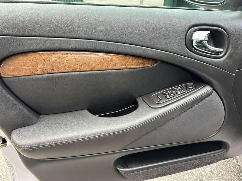 Usata Jaguar S-Type Executive 200 CV (147 kW) 2002 Argento Berlina