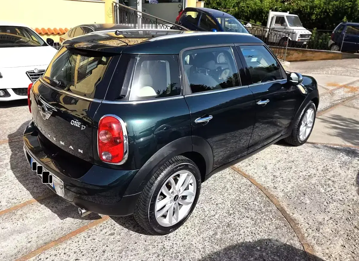 Usata Mini Countryman 90 CV (66 kW) 2013 Verde SUV