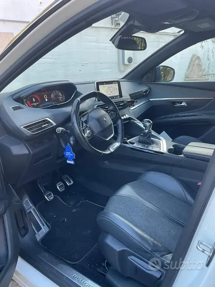 Usata Peugeot 3008 GT-line 131 CV (96 kW) 2019 Bianco SUV