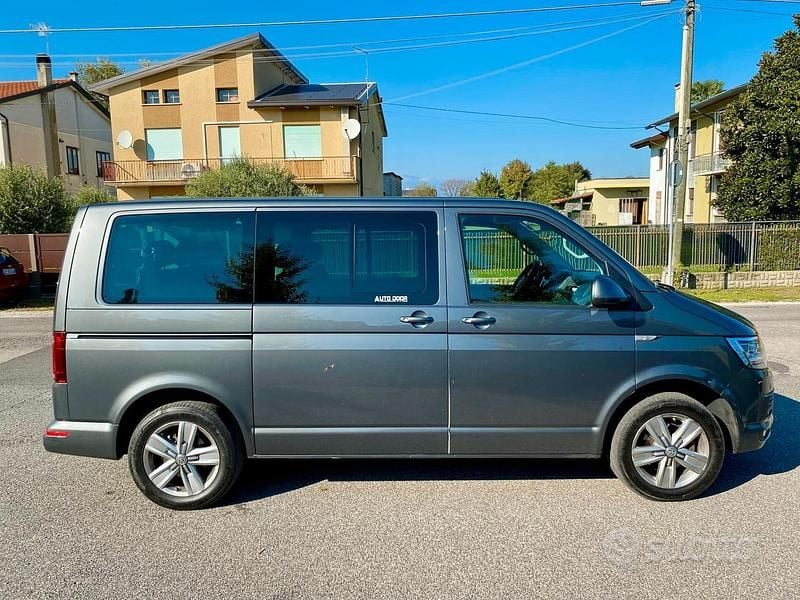 Usata VW T6 150 CV (110 kW) 2017 Grigio Furgone