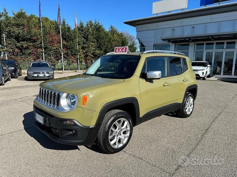 Usata Jeep Renegade Limited 140 CV (102 kW) 2015 Verde SUV