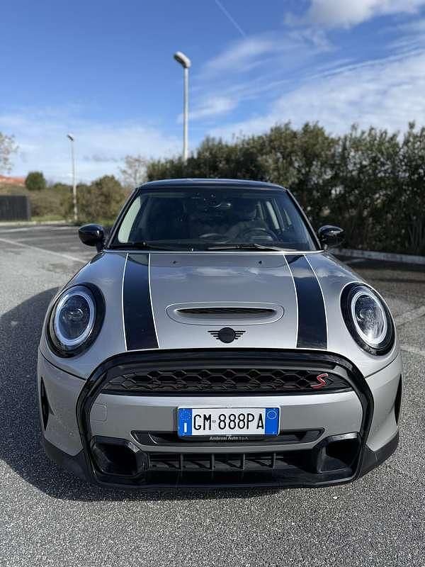 Usata Mini Cooper S Classic 178 CV (130 kW) 2023 Grigio Utilitaria