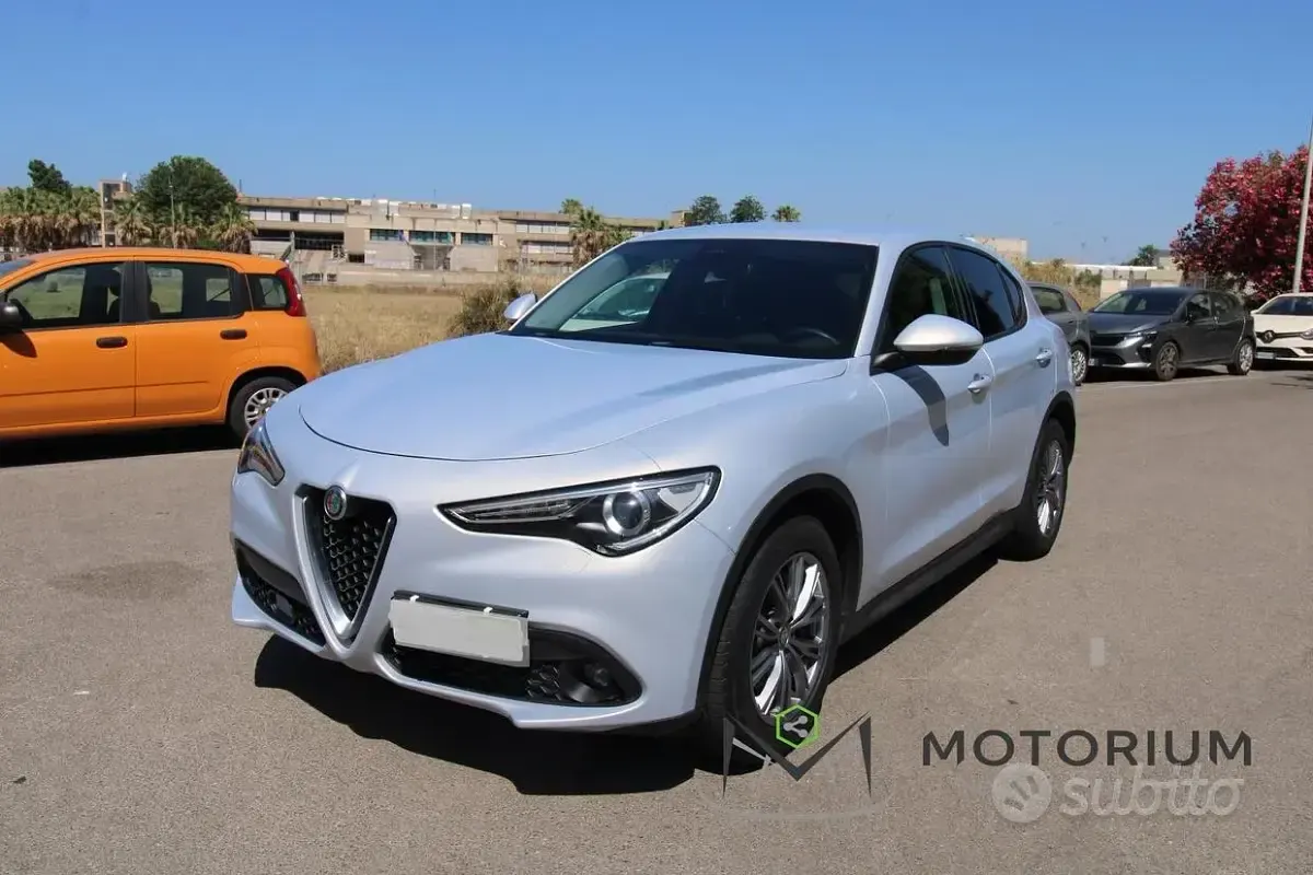 Usata Alfa Romeo Stelvio Executive 190 CV (139 kW) 2021 Grigio SUV