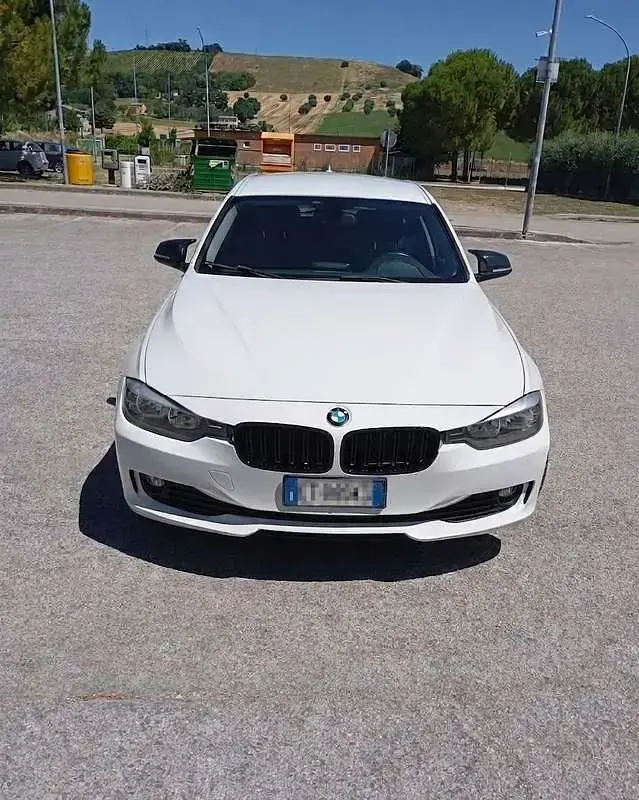 Usata BMW 318 143 CV (105 kW) 2013 Station wagon