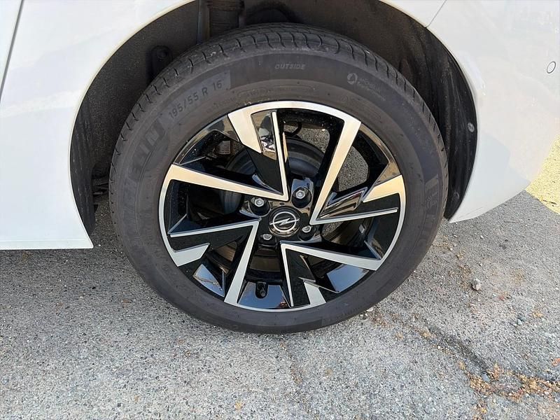 Usado Opel Corsa 101 CV (74 kW) 2025 Blanco Utilitario