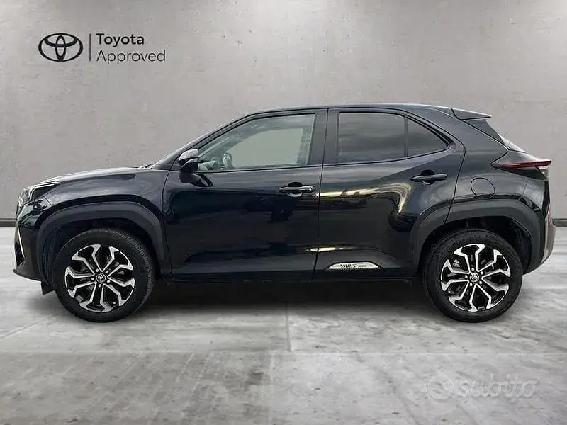 Usata Toyota Yaris Cross Trend 116 CV (85 kW) 2021 Nero SUV