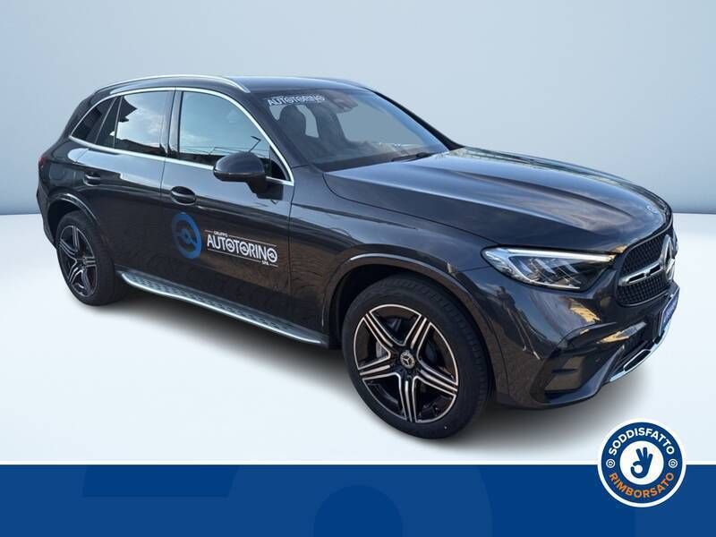 Usata Mercedes GLC300e AMG 353 CV (259 kW) 2024 Grigio metallizzato SUV