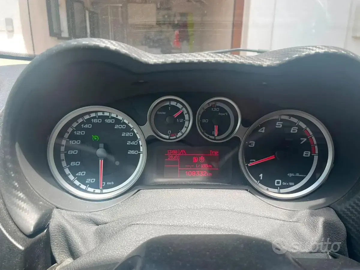 Usata Alfa Romeo MiTo Distinctive 135 CV (99 kW) 2011 Rosso Utilitaria